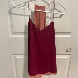 Stylish reversible top.